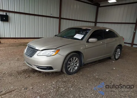 2013 Chrysler 200 Touring из США, поврежденный, VIN 1C3CCBBB4DN764994